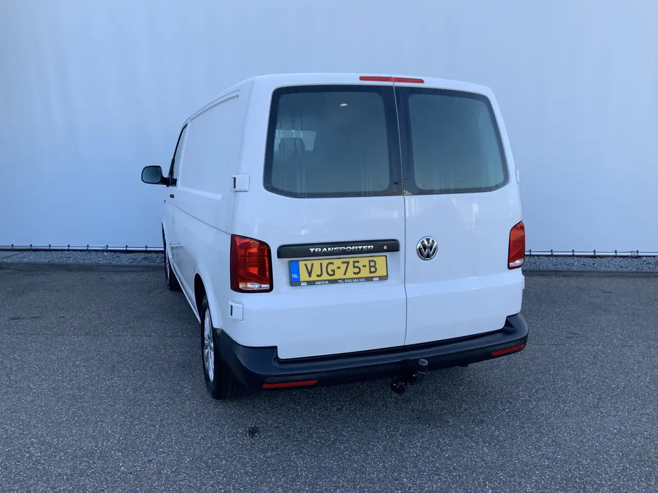 Volkswagen T6.1 Transporter 2.0 TDI L1H1 26 Economy Business - Furgon: foto 2 Volkswagen T6.1 Transporter 2.0 TDI L1H1 26 Economy Business - Furgon: foto 2