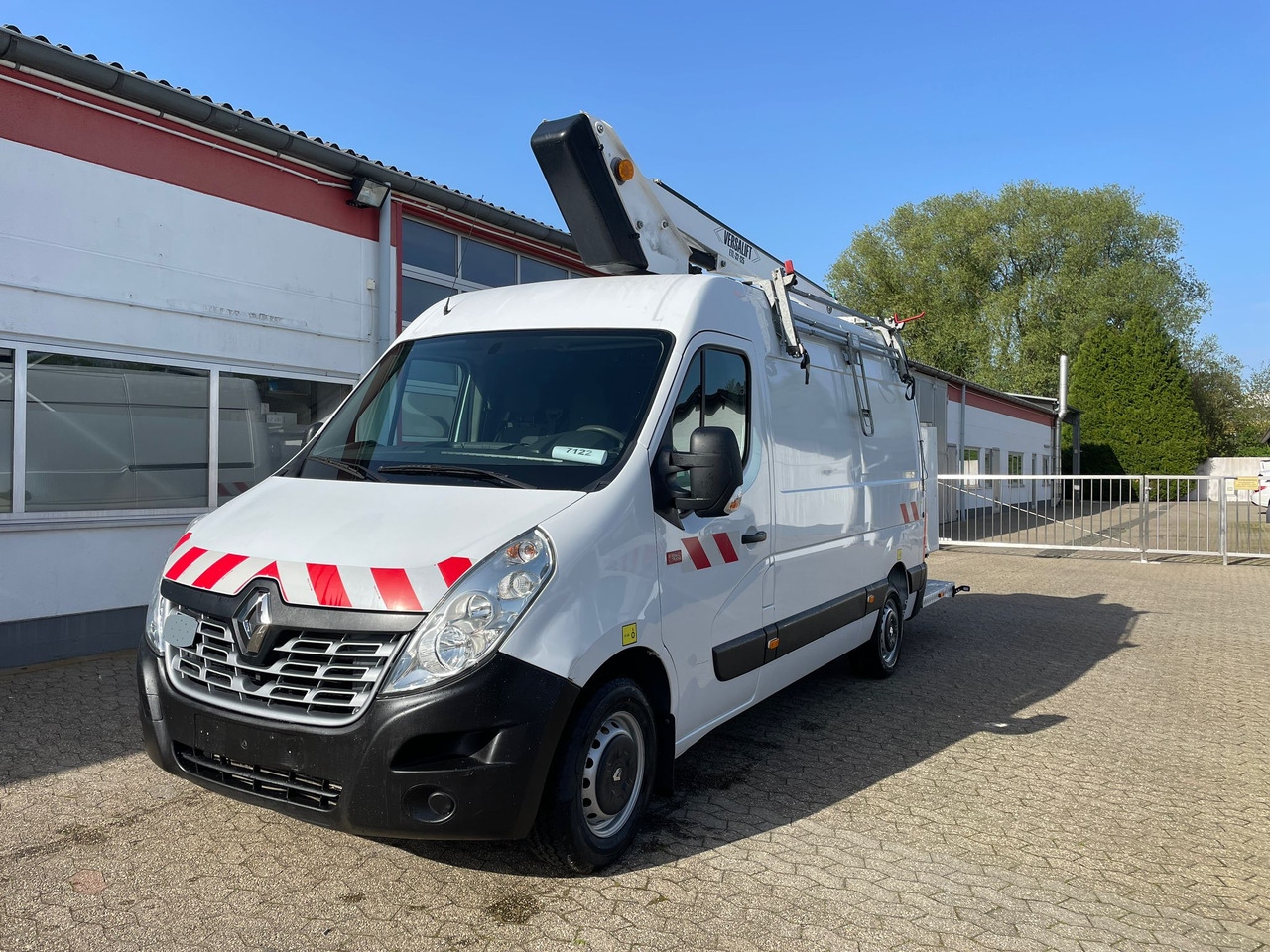 Renault Master Hubarbeitsbühne Time Versalift ETL-32-125 - Platformë ajrore e montuar në kamion: foto 1 Renault Master Hubarbeitsbühne Time Versalift ETL-32-125 - Platformë ajrore e montuar në kamion: foto 1