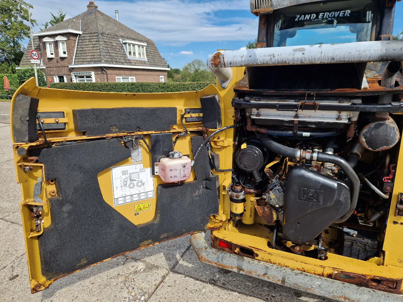 Caterpillar 216B3 schranklader met 1191 uur - Mini fadrom: foto 5 Caterpillar 216B3 schranklader met 1191 uur - Mini fadrom: foto 5