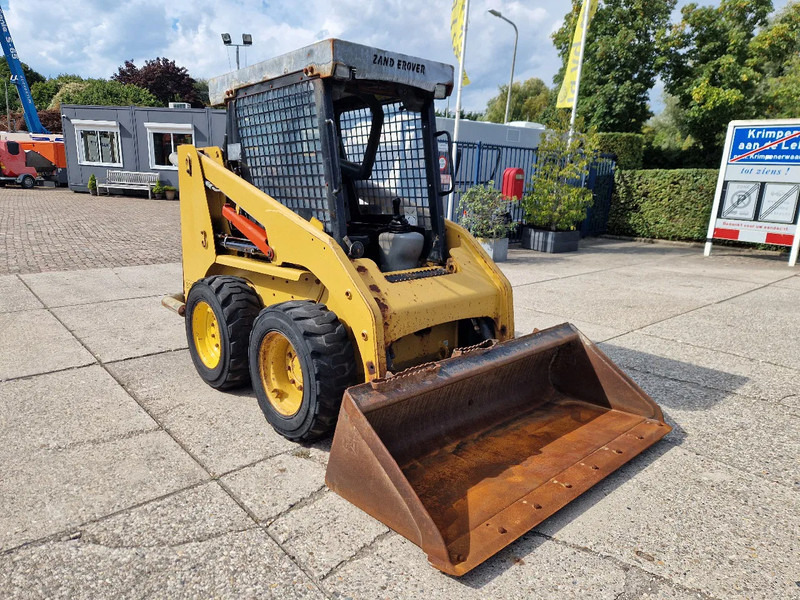 Caterpillar 216B3 schranklader met 1191 uur - Mini fadrom: foto 2 Caterpillar 216B3 schranklader met 1191 uur - Mini fadrom: foto 2