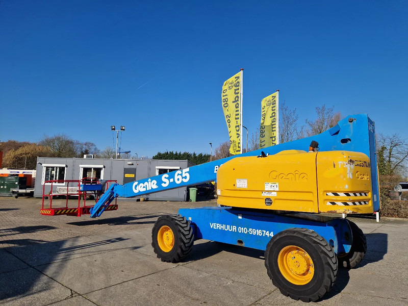 Genie S65 4X4 - Krah teleskopik: foto 3 Genie S65 4X4 - Krah teleskopik: foto 3