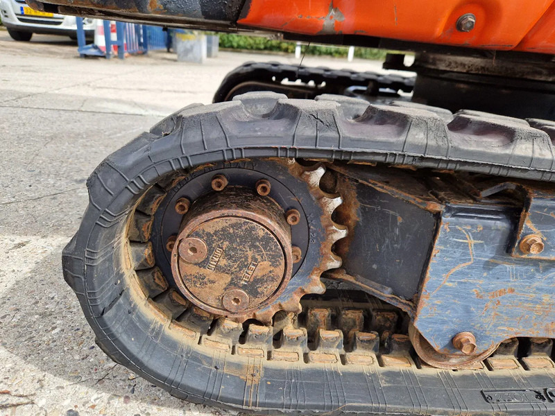 Miniekskavator Kubota KX019-4 CW05 met 2 bakken: foto 16