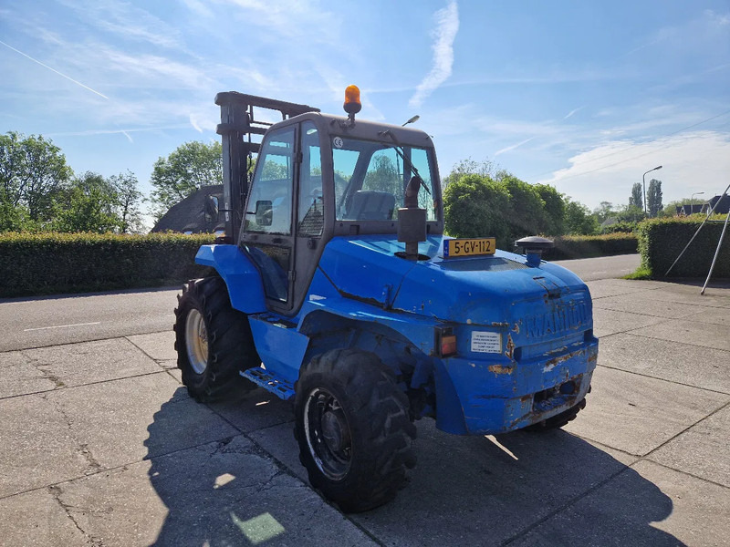 Manitou M50-4 ruwterrein 4WD sideshift - Ngarkues me pirun për terren të ashpër: foto 4 Manitou M50-4 ruwterrein 4WD sideshift - Ngarkues me pirun për terren të ashpër: foto 4