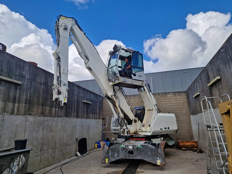 Sennebogen 821 overslagkraan - Ekskavator për mbetje: foto 1 Sennebogen 821 overslagkraan - Ekskavator për mbetje: foto 1