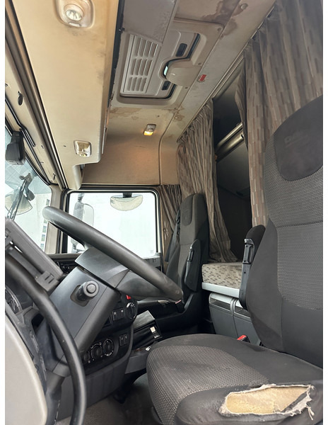 Gjysmë-kamion DAF XF 460 Space Cab: foto 10