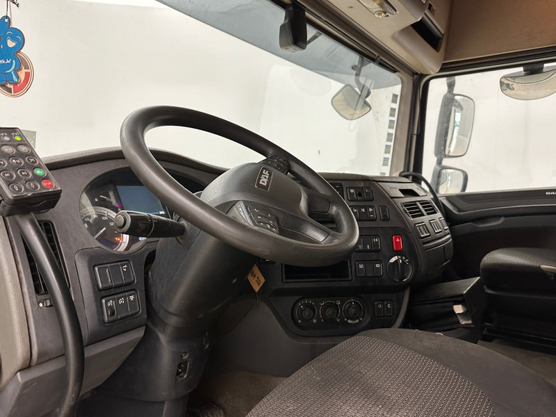 Gjysmë-kamion DAF XF 460 Space Cab: foto 8