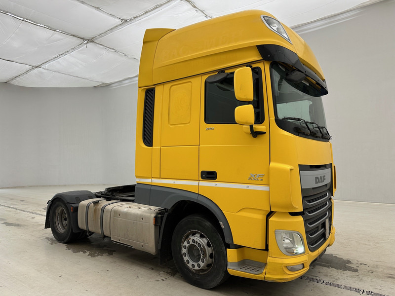 DAF XF 510 Super Space Cab - Gjysmë-kamion: foto 3 DAF XF 510 Super Space Cab - Gjysmë-kamion: foto 3