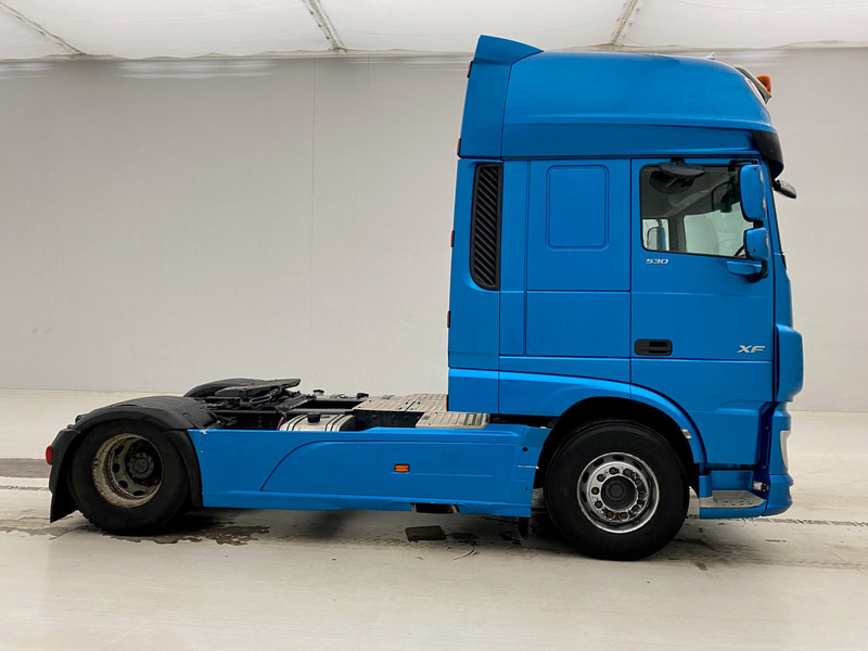 DAF XF 530 Super Space Cab - Gjysmë-kamion: foto 4 DAF XF 530 Super Space Cab - Gjysmë-kamion: foto 4
