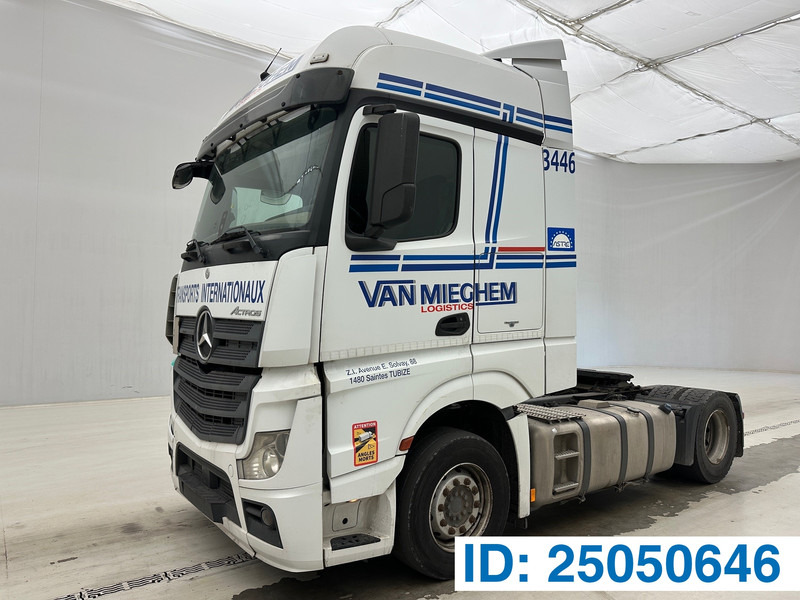 Mercedes-Benz Actros 1842 - Gjysmë-kamion: foto 1 Mercedes-Benz Actros 1842 - Gjysmë-kamion: foto 1