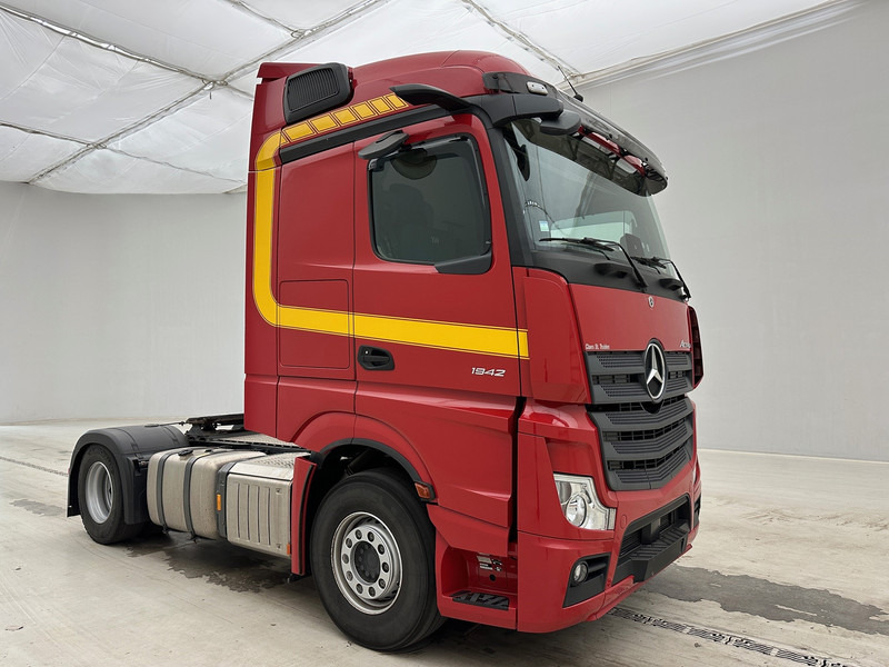 Mercedes-Benz Actros 1942 BigSpace - Gjysmë-kamion: foto 3 Mercedes-Benz Actros 1942 BigSpace - Gjysmë-kamion: foto 3