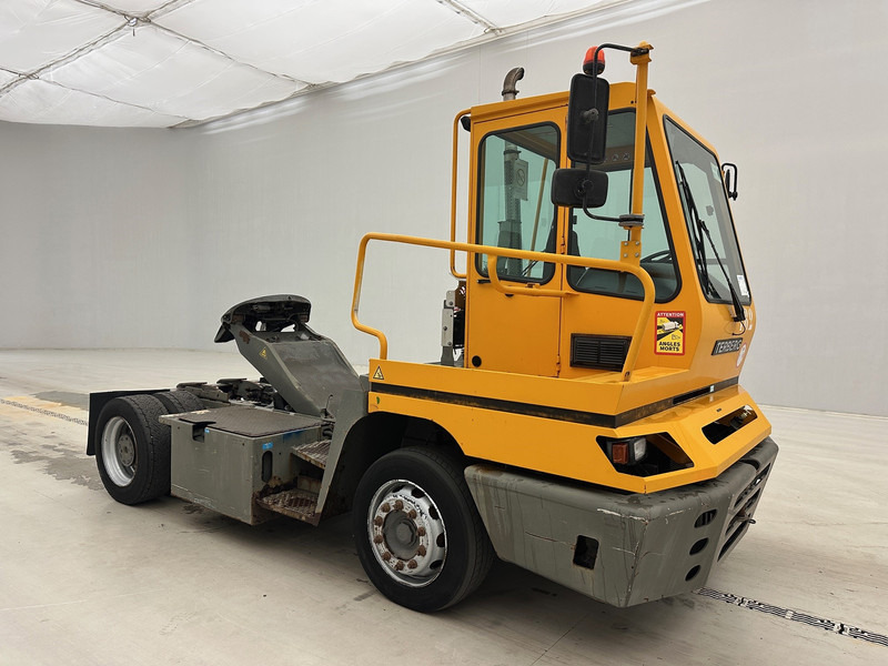 Terberg Terminal tractor - Gjysmë-kamion: foto 3 Terberg Terminal tractor - Gjysmë-kamion: foto 3