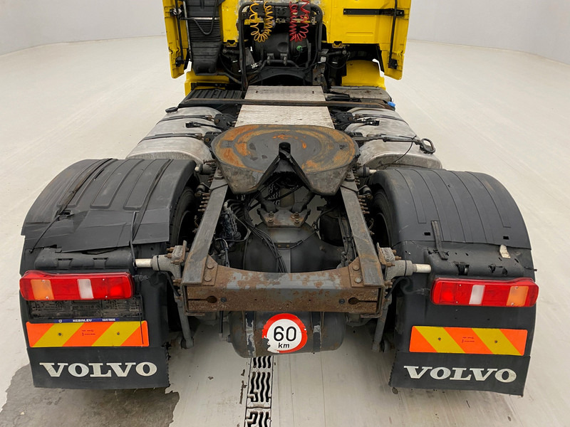 Volvo FH 400 Globetrotter - Gjysmë-kamion: foto 5 Volvo FH 400 Globetrotter - Gjysmë-kamion: foto 5