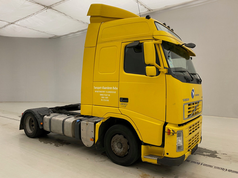 Volvo FH 400 Globetrotter - Gjysmë-kamion: foto 3 Volvo FH 400 Globetrotter - Gjysmë-kamion: foto 3