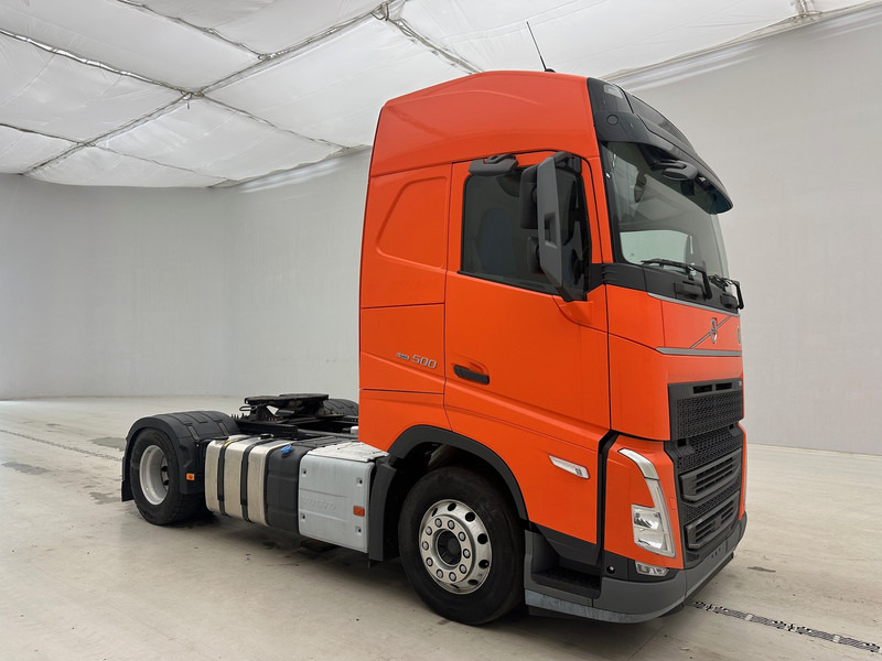 Volvo FH 500 Globetrotter - Gjysmë-kamion: foto 3 Volvo FH 500 Globetrotter - Gjysmë-kamion: foto 3