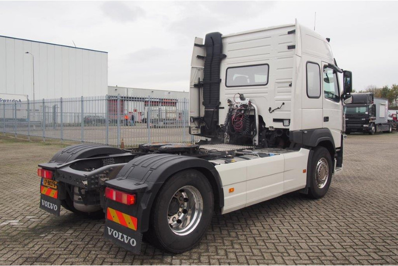 Volvo FM 410 Globetrotter - Gjysmë-kamion: foto 4 Volvo FM 410 Globetrotter - Gjysmë-kamion: foto 4