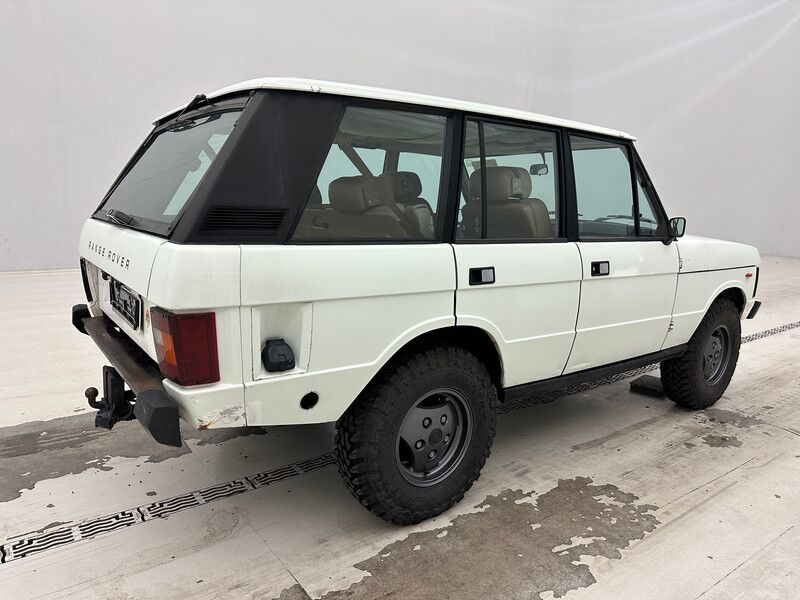 Land Rover Range Rover V8 - Makinë me portobagazh: foto 5 Land Rover Range Rover V8 - Makinë me portobagazh: foto 5