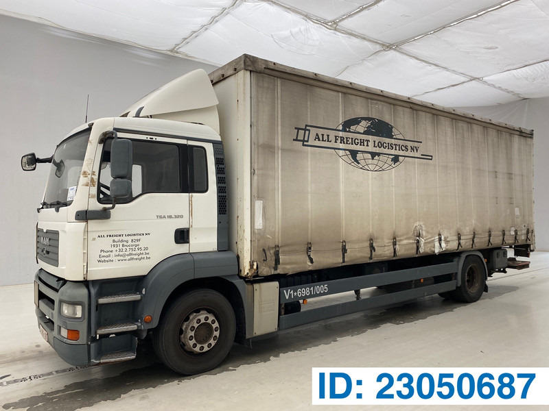 MAN TGA 18.320* - Kamion me tendë: foto 1 MAN TGA 18.320* - Kamion me tendë: foto 1