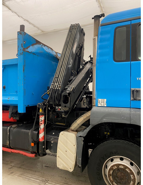 MAN TGA 26.360 - 6x4 - Kamion vetëshkarkues, Kamion me vinç: foto 4 MAN TGA 26.360 - 6x4 - Kamion vetëshkarkues, Kamion me vinç: foto 4