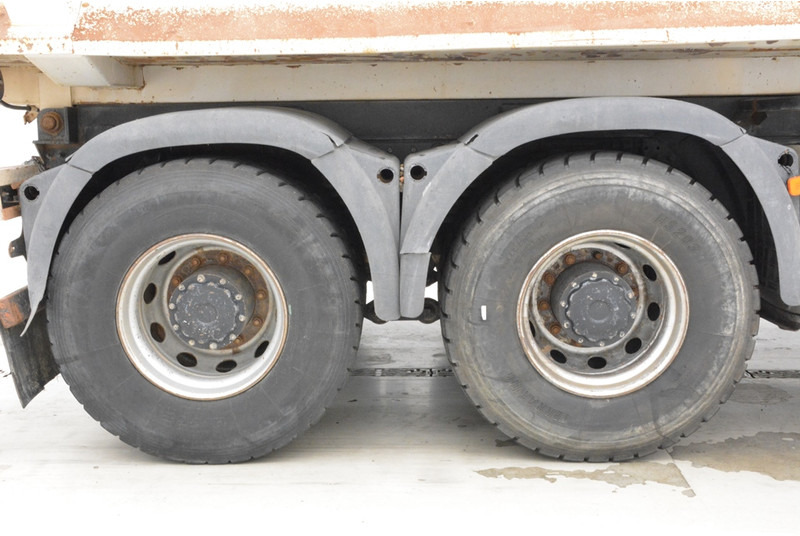 MAN TGS 35.480 - 8x4 - NON-EU - Kamion vetëshkarkues: foto 4 MAN TGS 35.480 - 8x4 - NON-EU - Kamion vetëshkarkues: foto 4