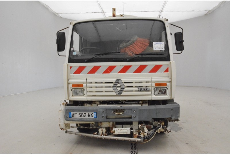 Renault Midliner S150 - RHD - Makinë fshirëse për rrugët: foto 2 Renault Midliner S150 - RHD - Makinë fshirëse për rrugët: foto 2
