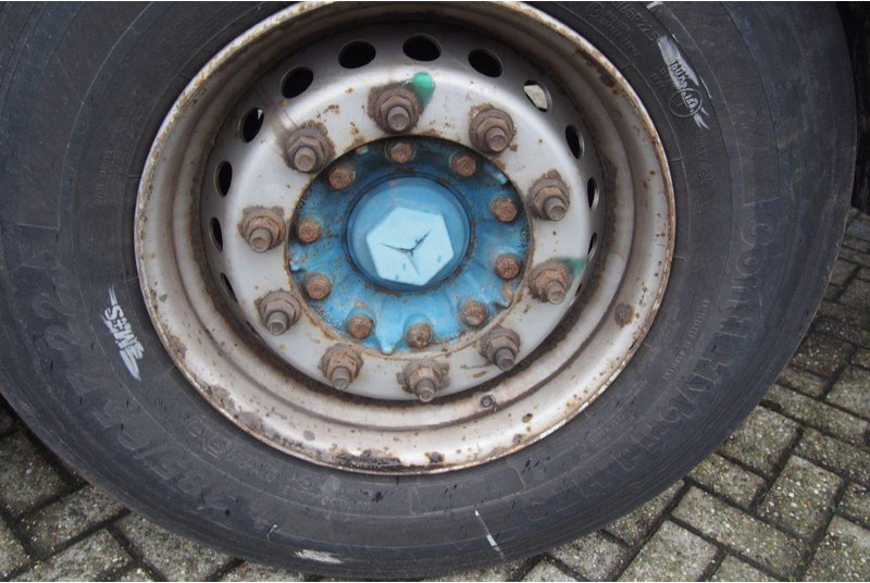 Gjysmë rimorkio e hapur/ Platformë Renders Plateau: foto 8