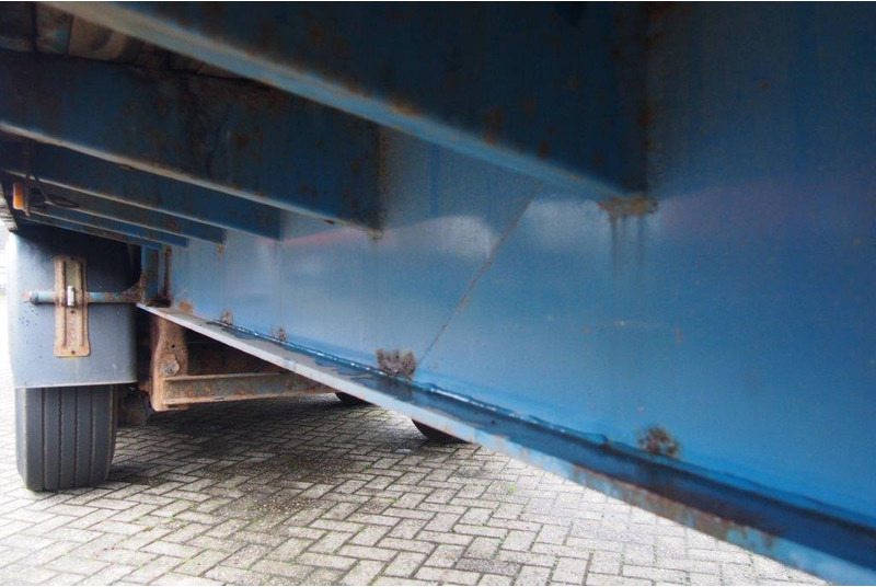 Gjysmë rimorkio e hapur/ Platformë Renders Plateau: foto 10