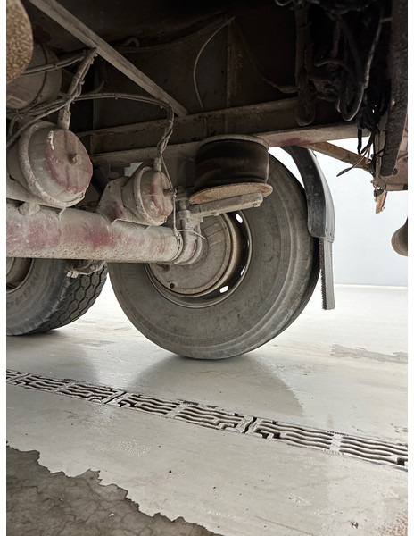 Gjysmë rimorkio vetëshkarkuese Robuste Kaiser 23 cub in steel: foto 7 Gjysmë rimorkio vetëshkarkuese Robuste Kaiser 23 cub in steel: foto 7