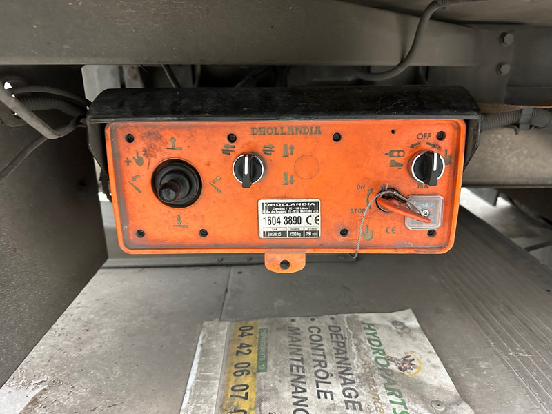 Volvo FL 210 - Kamion frigorifer: foto 5 Volvo FL 210 - Kamion frigorifer: foto 5