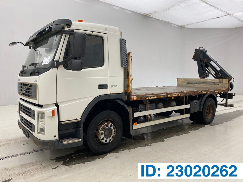 Volvo FM 300 - Kamion me karroceri të hapur, Kamion me vinç: foto 1 Volvo FM 300 - Kamion me karroceri të hapur, Kamion me vinç: foto 1