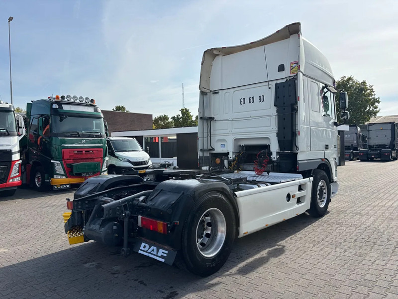DAF XF 105.510 Super spacecab Euro 5 Retarder - Gjysmë-kamion: foto 4 DAF XF 105.510 Super spacecab Euro 5 Retarder - Gjysmë-kamion: foto 4