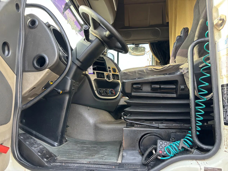 DAF XF 105.510 Super spacecab Euro 5 Retarder - Gjysmë-kamion: foto 5 DAF XF 105.510 Super spacecab Euro 5 Retarder - Gjysmë-kamion: foto 5