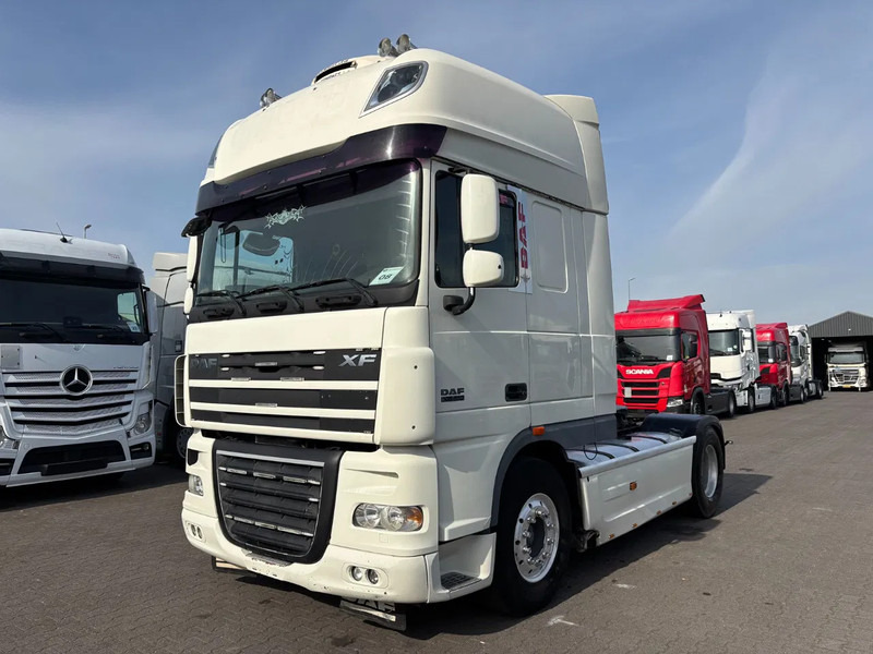 DAF XF 105.510 Super spacecab Euro 5 Retarder - Gjysmë-kamion: foto 1 DAF XF 105.510 Super spacecab Euro 5 Retarder - Gjysmë-kamion: foto 1