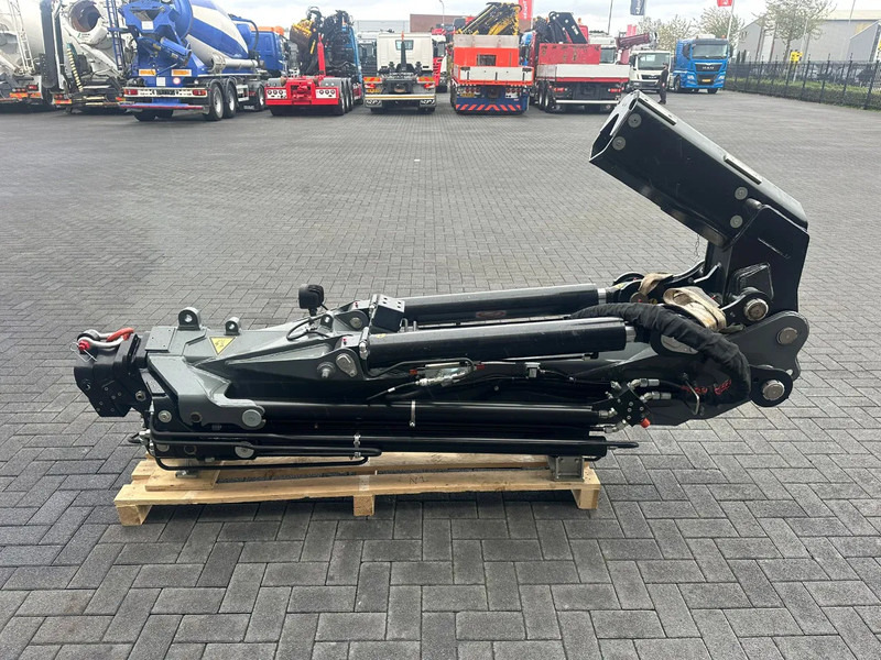 FASSI JIB L 425 VOOR FASSI F425 KRAAN SERIES 2024BWJ, ONGEBRUIKT. 5 X HYDRAULICHE UITSCHUIFBAAR - Vinç me krah: foto 5 FASSI JIB L 425 VOOR FASSI F425 KRAAN SERIES 2024BWJ, ONGEBRUIKT. 5 X HYDRAULICHE UITSCHUIFBAAR - Vinç me krah: foto 5