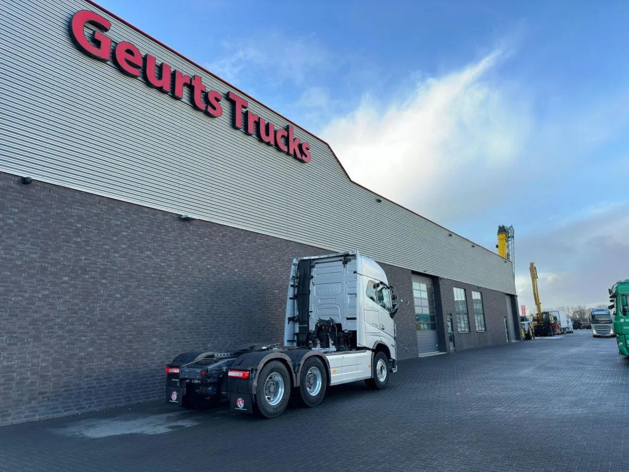 Volvo FH 16.750 6X4 TREKKER/TRACTOR/SZM EURO 6 HYDRAUL - Gjysmë-kamion: foto 5 Volvo FH 16.750 6X4 TREKKER/TRACTOR/SZM EURO 6 HYDRAUL - Gjysmë-kamion: foto 5