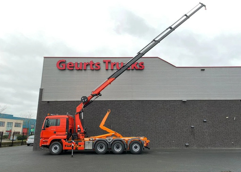 MAN TGS 35.480 8X4 TRIDEM + 20 TON HAAKARM + HMF 3220-K6 KRAAN/KRAN/CRANE/GRUA - Kamion vetëngarkues, Kamion me vinç: foto 3 MAN TGS 35.480 8X4 TRIDEM + 20 TON HAAKARM + HMF 3220-K6 KRAAN/KRAN/CRANE/GRUA - Kamion vetëngarkues, Kamion me vinç: foto 3