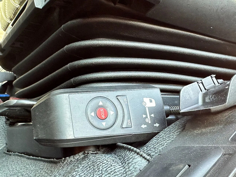 Lizingu i Mercedes-Benz Arocs 3253 L ENA 8X2/4 HMF2820 KRAAN / KRAN/ CRANE MET TF.324 KABELSYSTEEM / SEILGERATE / CABLE SYSTEM Mercedes-Benz Arocs 3253 L ENA 8X2/4 HMF2820 KRAAN / KRAN/ CRANE MET TF.324 KABELSYSTEEM / SEILGERATE / CABLE SYSTEM: foto 20 Lizingu i Mercedes-Benz Arocs 3253 L ENA 8X2/4 HMF2820 KRAAN / KRAN/ CRANE MET TF.324 KABELSYSTEEM / SEILGERATE / CABLE SYSTEM Mercedes-Benz Arocs 3253 L ENA 8X2/4 HMF2820 KRAAN / KRAN/ CRANE MET TF.324 KABELSYSTEEM / SEILGERATE / CABLE SYSTEM: foto 20