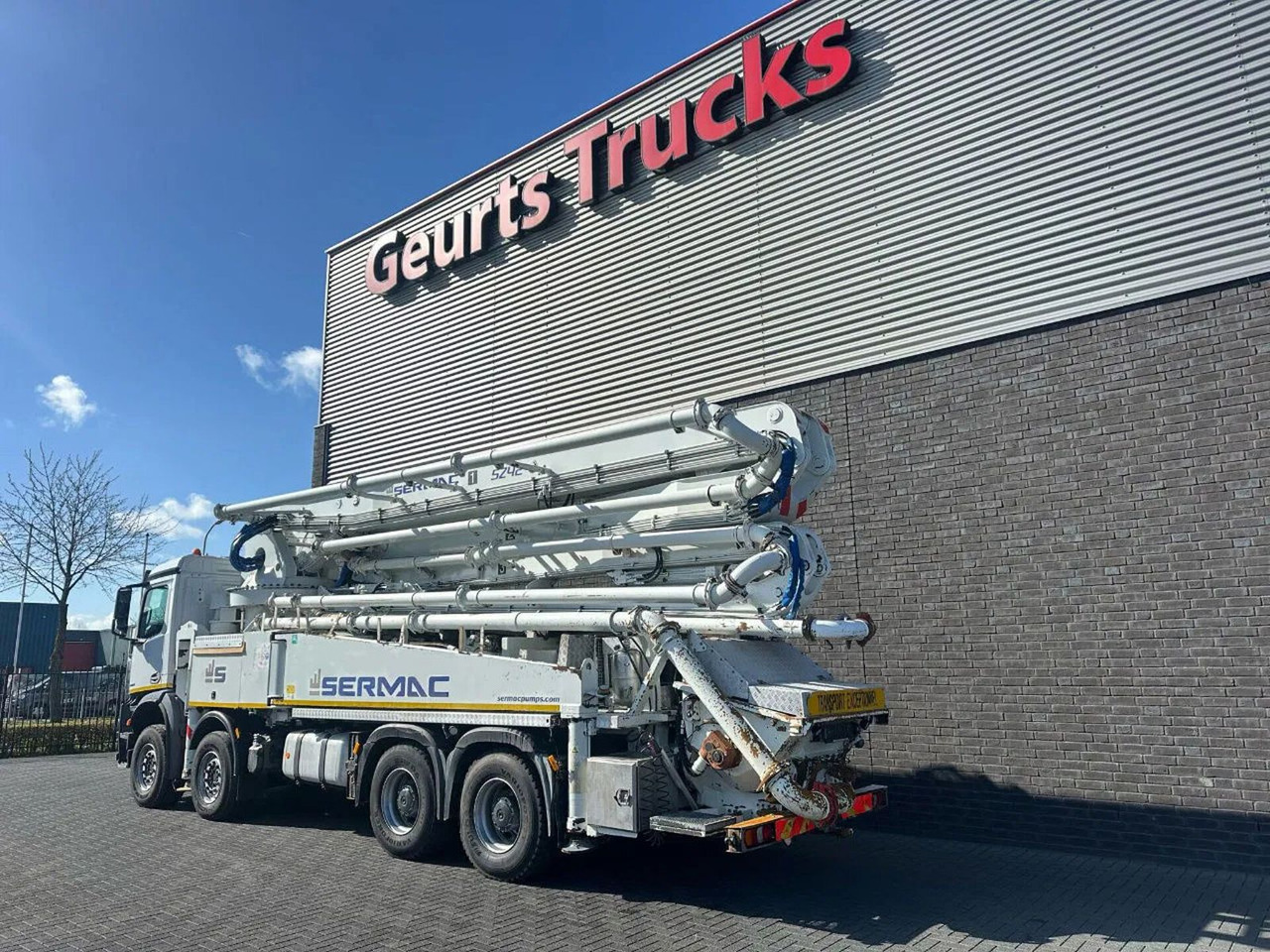 Mercedes-Benz Arocs 4451 8X4 + SERMAC 5Z42 BETONPOMP/BETONPUMP - Pompë betoni: foto 3 Mercedes-Benz Arocs 4451 8X4 + SERMAC 5Z42 BETONPOMP/BETONPUMP - Pompë betoni: foto 3