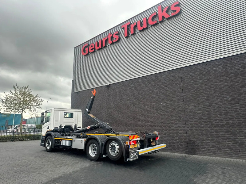 Scania P280 6X2 + AJK/1924 HLF20-6430 HAAKARMSYSTEEM / ABROLLKIPPER / HOOKLIFT - Kamion vetëngarkues: foto 3 Scania P280 6X2 + AJK/1924 HLF20-6430 HAAKARMSYSTEEM / ABROLLKIPPER / HOOKLIFT - Kamion vetëngarkues: foto 3