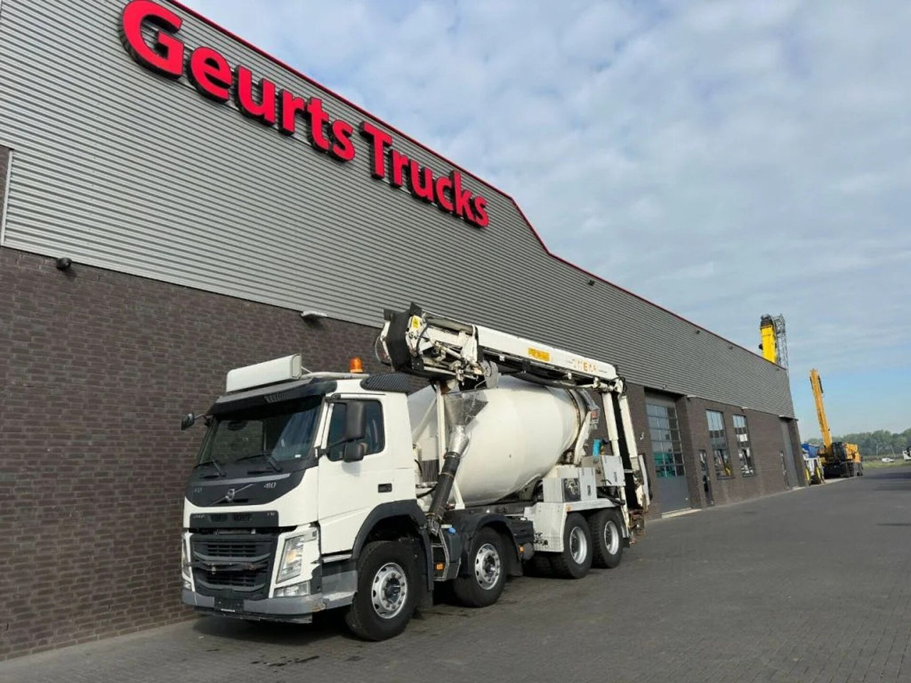 Volvo FM 410 8X4 + STETTER 9 M3 MIXER/MISCHER + THEAM - Autobetoniere: foto 2 Volvo FM 410 8X4 + STETTER 9 M3 MIXER/MISCHER + THEAM - Autobetoniere: foto 2