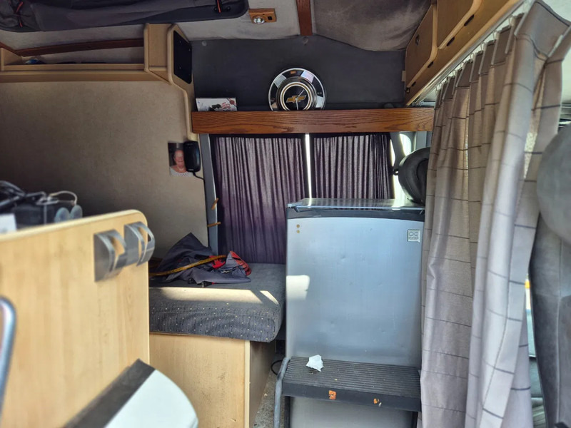Chevrolet CAMPER CHEVY VAN 20D GLOBEMASTER. V8 Diesel autom. - Kamper: foto 5 Chevrolet CAMPER CHEVY VAN 20D GLOBEMASTER. V8 Diesel autom. - Kamper: foto 5