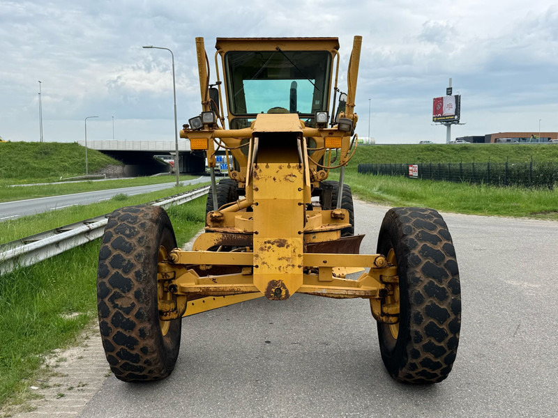 Makinë niveluese Caterpillar 140H: foto 17 Makinë niveluese Caterpillar 140H: foto 17