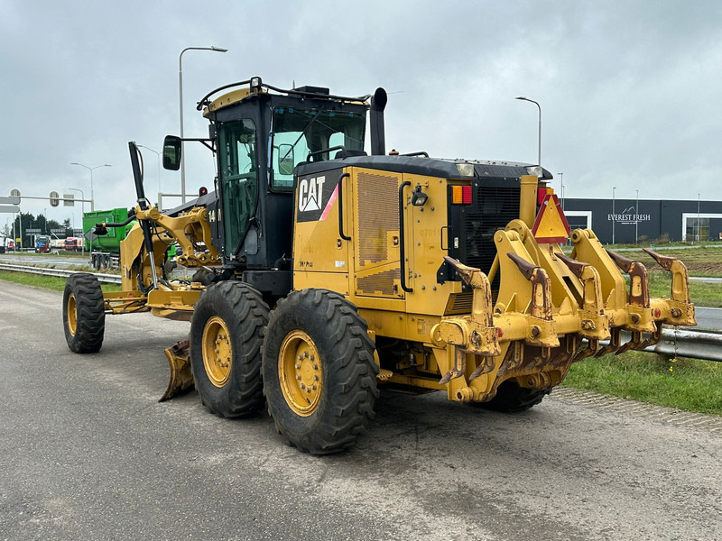 Caterpillar 140M Ripper + Pushblock - Makinë niveluese: foto 3 Caterpillar 140M Ripper + Pushblock - Makinë niveluese: foto 3