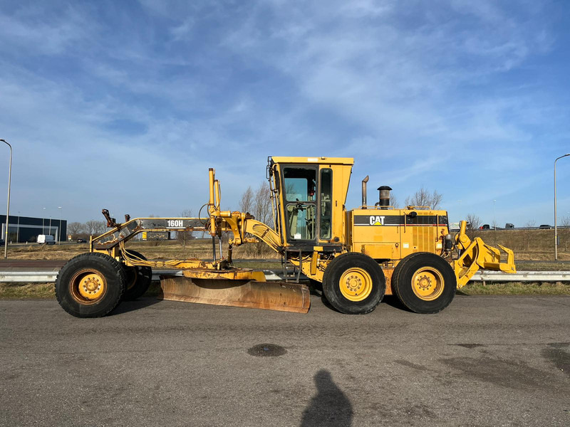 Caterpillar 160H - Makinë niveluese: foto 1 Caterpillar 160H - Makinë niveluese: foto 1