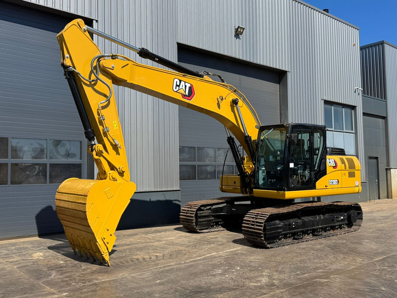 Caterpillar 323D3 - Ekskavator me zinxhirë: foto 3 Caterpillar 323D3 - Ekskavator me zinxhirë: foto 3