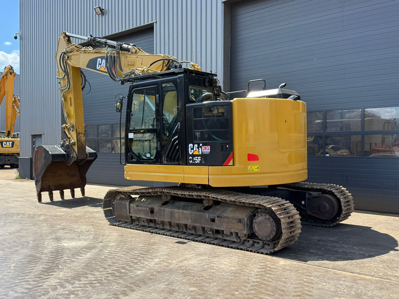 Caterpillar 325F LCR - 3 buckets - Ekskavator me zinxhirë: foto 2 Caterpillar 325F LCR - 3 buckets - Ekskavator me zinxhirë: foto 2