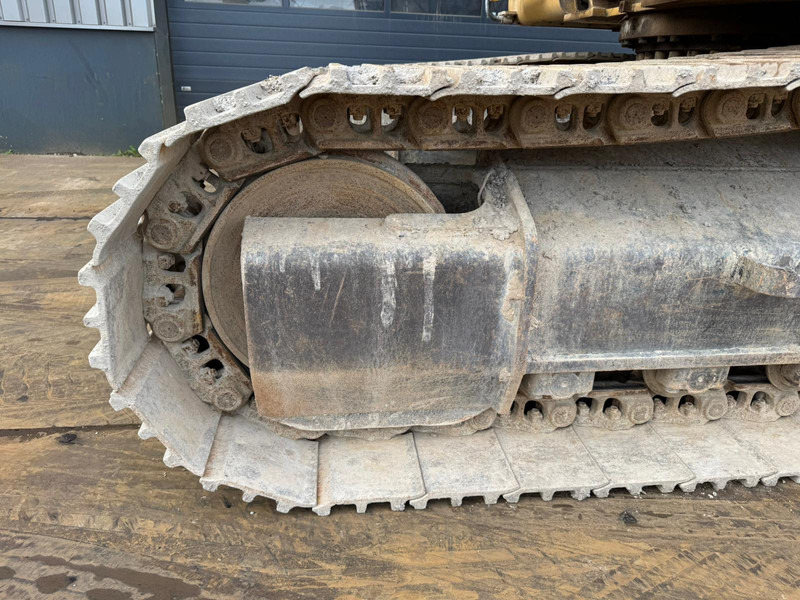 Ekskavator me zinxhirë Caterpillar 329ELN: foto 10 Ekskavator me zinxhirë Caterpillar 329ELN: foto 10