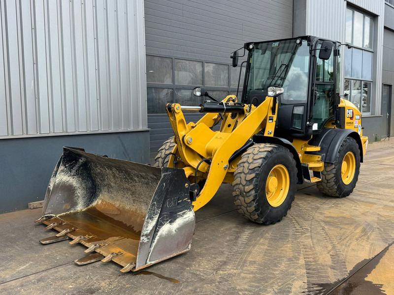 Caterpillar 908M - Fadrom me goma: foto 2 Caterpillar 908M - Fadrom me goma: foto 2