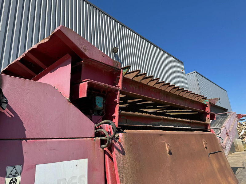 Extec Robotrac 7000 - Makinë sitëse: foto 4 Extec Robotrac 7000 - Makinë sitëse: foto 4