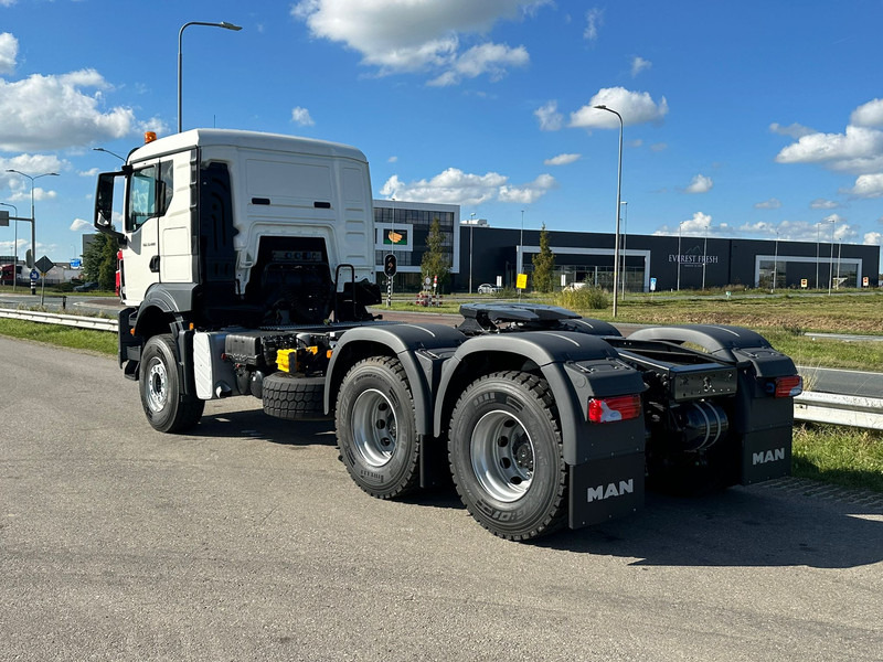 MAN TGS 33.400 BB SA 6x4 Manual - Gjysmë-kamion: foto 4 MAN TGS 33.400 BB SA 6x4 Manual - Gjysmë-kamion: foto 4