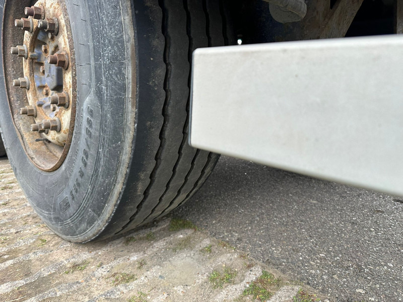 Gjysmë rimorkio frigorifer Gray and Adams Meat Hook Thermo King SLXE 400: foto 9 Gjysmë rimorkio frigorifer Gray and Adams Meat Hook Thermo King SLXE 400: foto 9